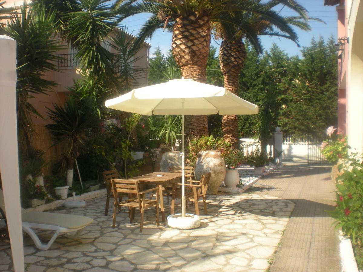 Acharavi Afrodite Apartments 外观 照片